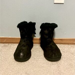 Genuine Ugg Mini Bailey Bow Glimmer, Black - Size 6 (NWOT)